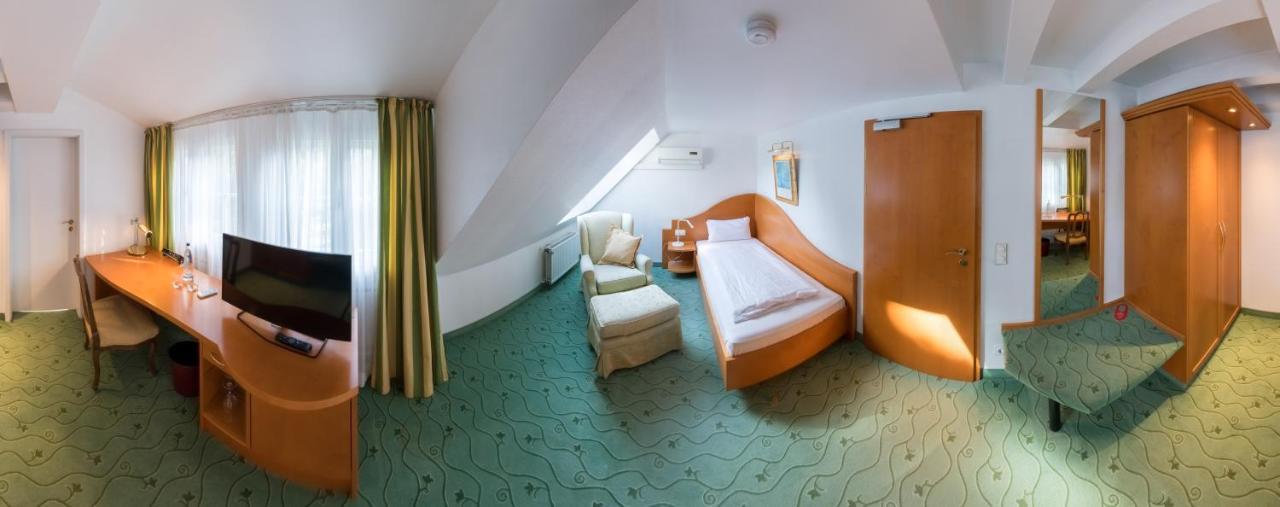 Hotel Villa Im Park Ντίσελντορφ Δωμάτιο φωτογραφία